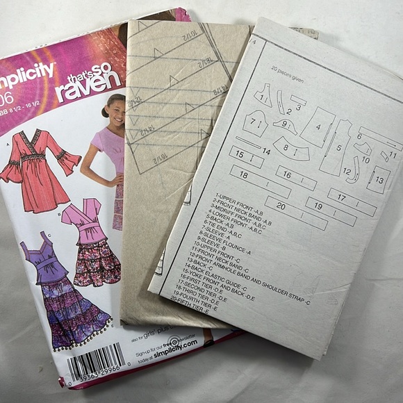 Simplicity 4106 That’s So Raven Disney Girls Plus Size BB 8 1/2 - 16 1/2 Pattern - Picture 5 of 6